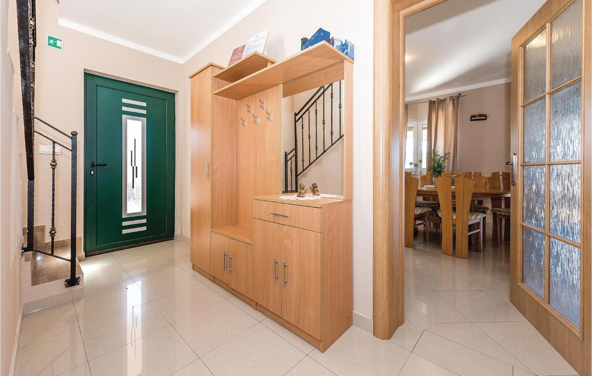 Gorgeous Home In Kijevo With Kitchen Esterno foto